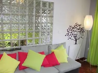 Oporto Excentric Surf / Design Hostel * Porto