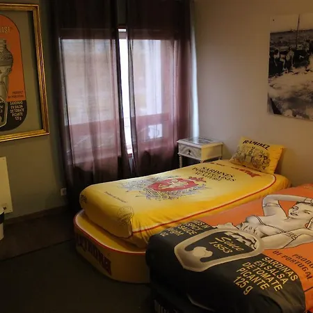 Oporto Excentric Surf / Design Hostel Hostel *