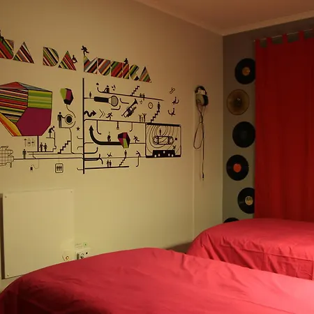 Hostel Oporto Excentric Surf / Design Hostel Porto