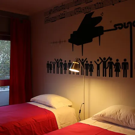 Oporto Excentric Surf / Design Hostel Hostel *